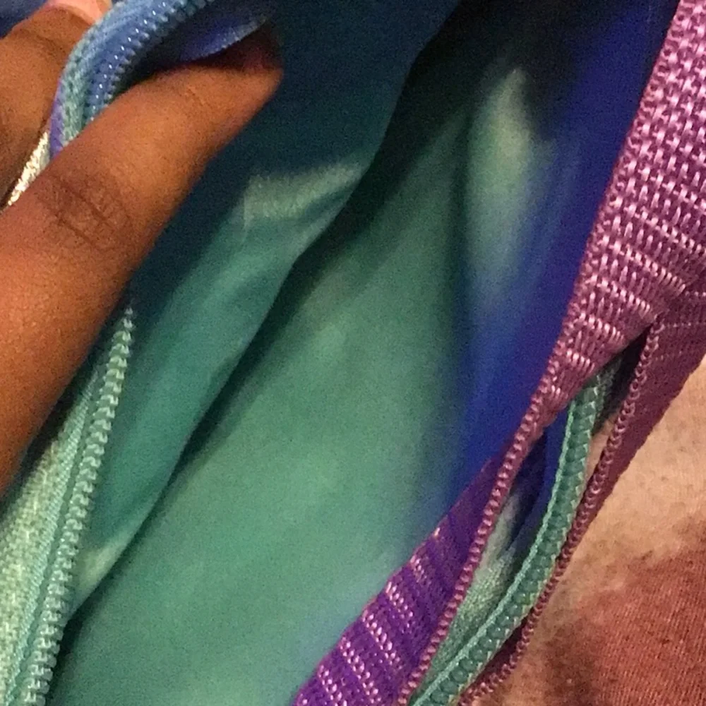 Kids backpack 😋🐸 - Picture 3 of 8